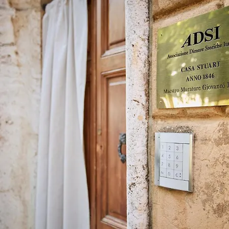 Residenza Stuart - William Stuart - Dimora Storica Appartamento Montepulciano Stazione